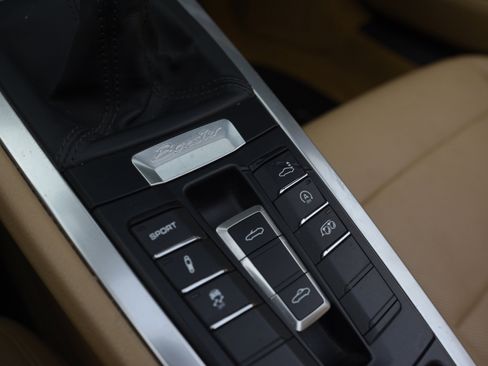 Used 2013 Porsche Boxster RWD image 24