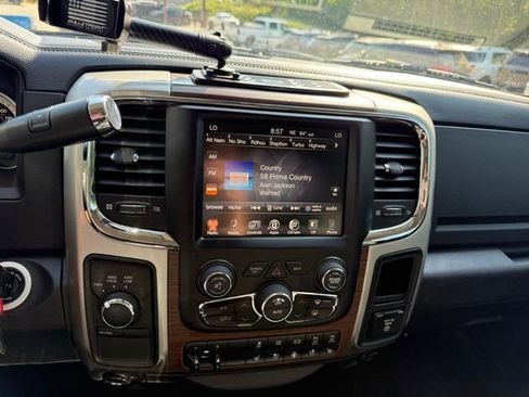 Used 2017 RAM 2500 Laramie AWD/4WD image 36