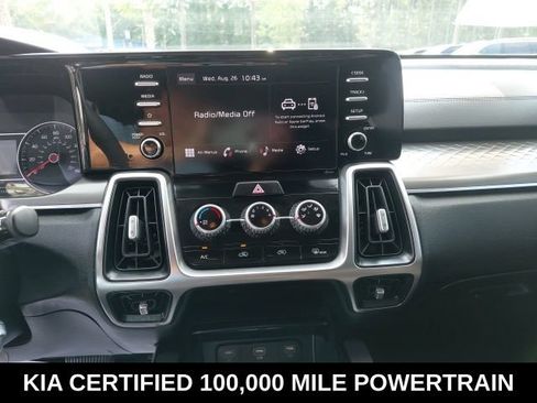 Certified 2023 Kia Sorento LX FWD image 12