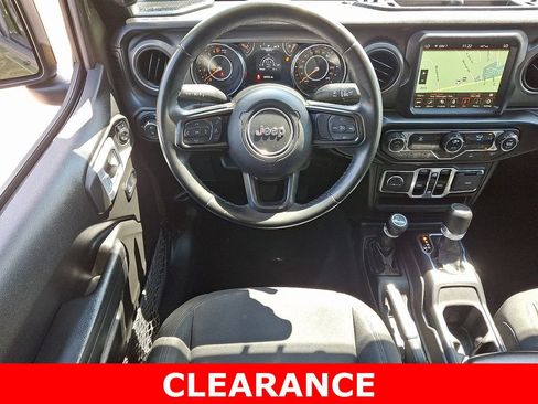 Used 2022 Jeep Gladiator Sport AWD/4WD image 11