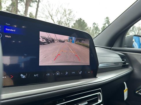 New 2026 Chevrolet Traverse LT image 22