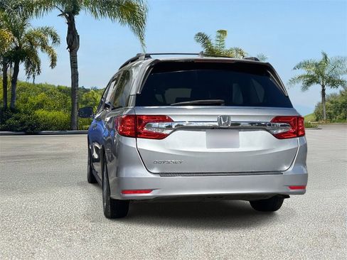 Used 2019 Honda Odyssey EX-L image 3