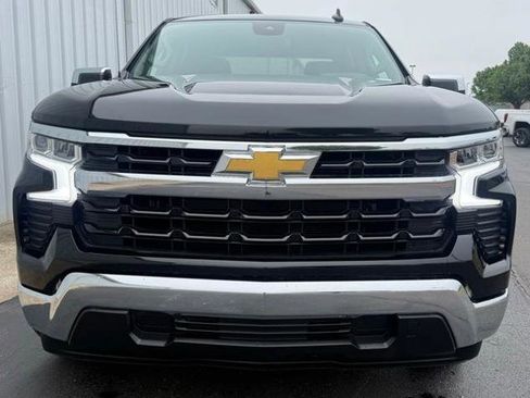 Used 2025 Chevrolet Silverado 1500 LT RWD image 16