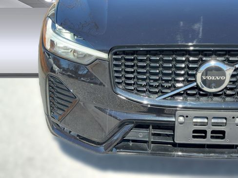 Certified 2023 Volvo XC60 B5 Plus image 11