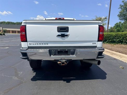 Used 2016 Chevrolet Silverado 2500 LTZ w/ Duramax Plus Package RWD image 4