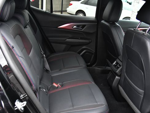 Used 2024 Chevrolet Equinox EV RS FWD image 51