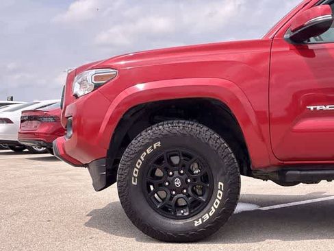 Used 2022 Toyota Tacoma SR5 w/ Technology Package RWD image 14