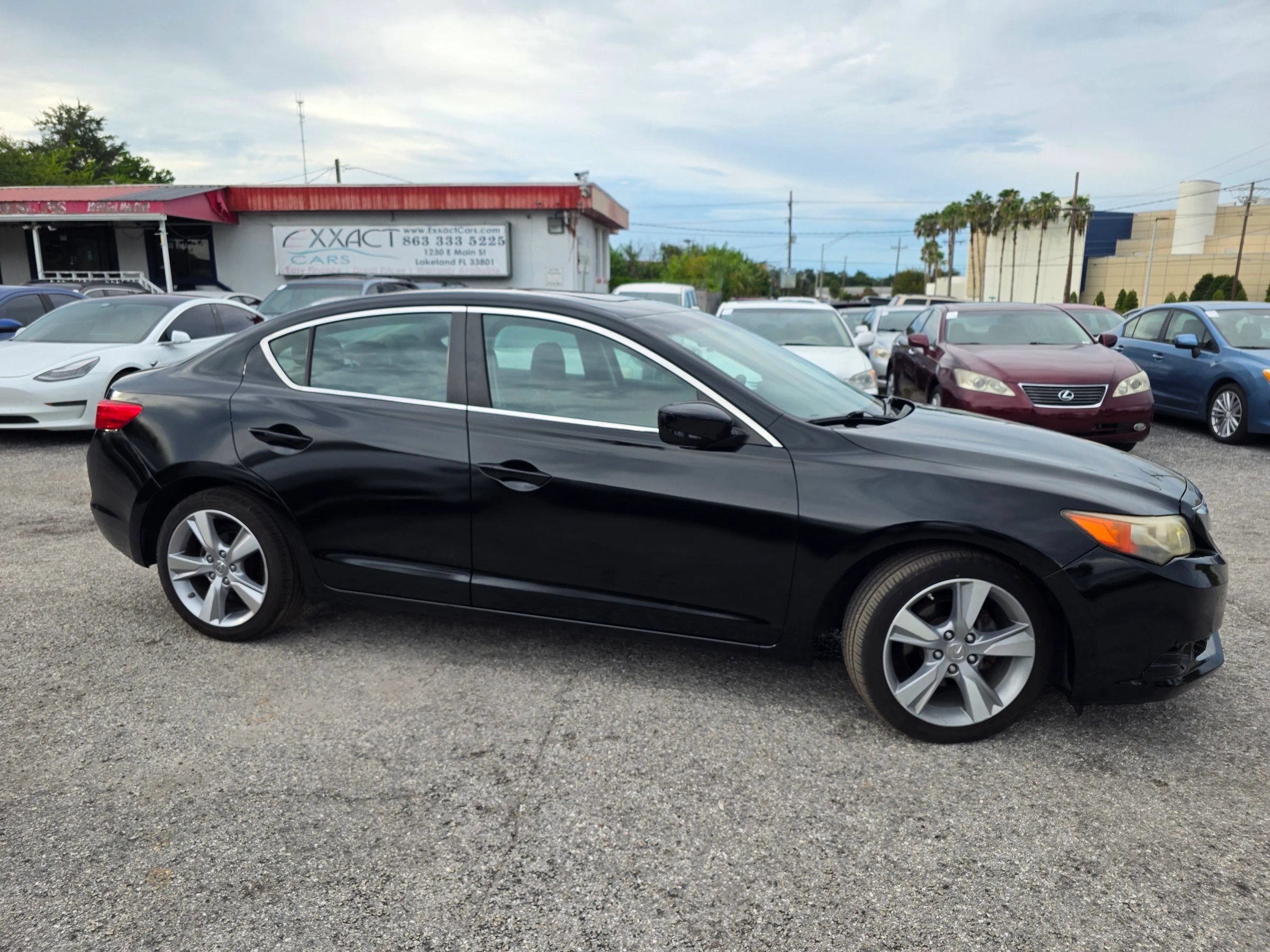 Used 2013 Acura ILX w/ Premium Package FWD image 8