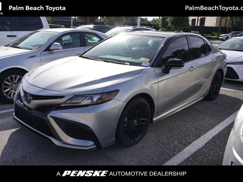 Used 2023 Toyota Camry XSE FWD image 1
