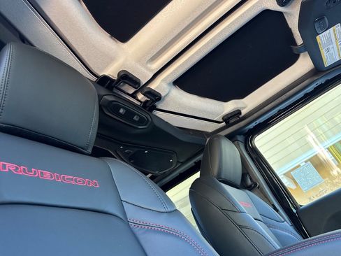 New 2026 Jeep Gladiator Rubicon image 16