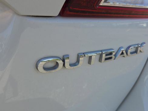 Used 2017 Subaru Outback 2.5i Touring w/ Popular Package #5A image 37