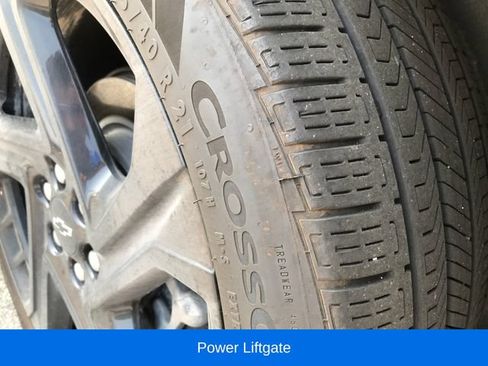Used 2024 Chevrolet Equinox EV RS FWD image 11