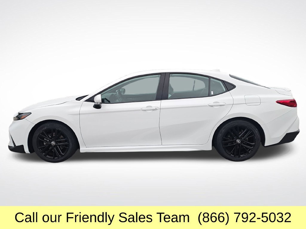 Certified 2025 Toyota Camry SE FWD image 2