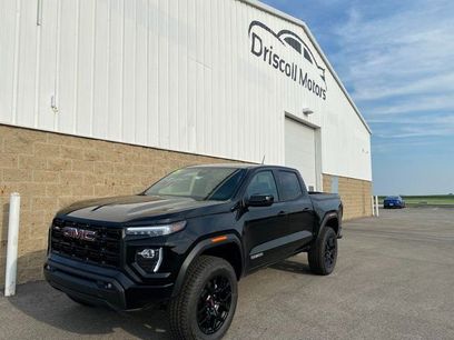 New 2025 GMC Canyon Elevation w/ Convenience Package