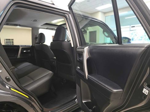 Used 2019 Toyota 4Runner SR5 Premium AWD/4WD image 26