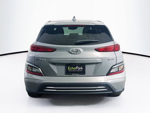 Used 2023 Hyundai Kona SE w/ Cargo Package FWD image 7