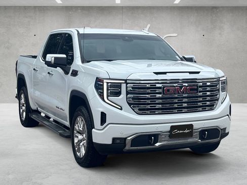 Used 2022 GMC Sierra 1500 Denali image 2