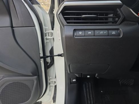 Used 2023 Nissan Altima 2.5 SV w/ SV Premium Package image 18