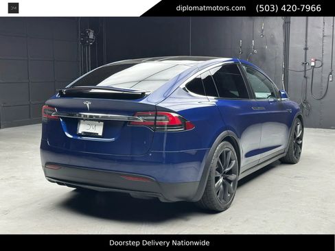 Used 2018 Tesla Model X 100D image 6