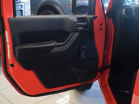 Used 2013 Jeep Wrangler Sport AWD/4WD image 18