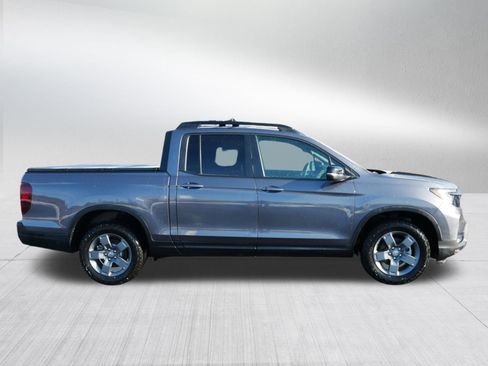 Certified 2025 Honda Ridgeline TrailSport image 8
