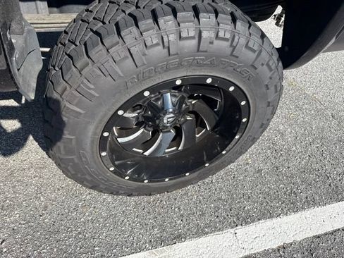 Used 2017 Chevrolet Silverado 1500 LT w/ All Star Edition AWD/4WD image 10