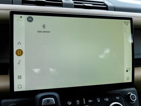 New 2026 Land Rover Defender 130 X-Dynamic SE AWD/4WD image 37