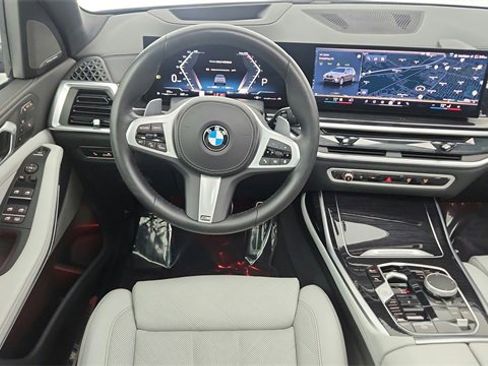 Used 2026 BMW X7 xDrive40i image 66