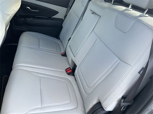 Certified 2025 Hyundai Santa Cruz SEL image 30