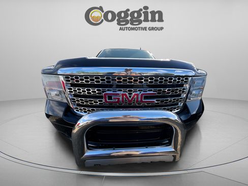 Used 2013 GMC Sierra 2500 Denali w/ Suspension Package, Off-Road image 9