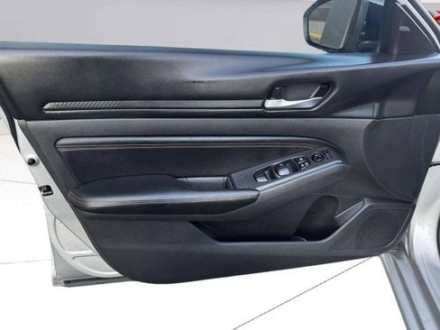 Used 2021 Nissan Altima 2.5 SR image 18