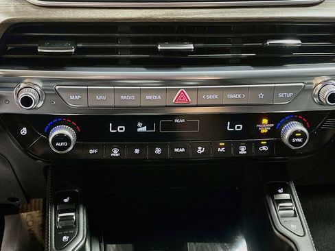 Used 2022 Kia Telluride EX AWD/4WD image 16