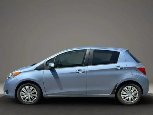 Used 2012 Toyota Yaris LE FWD image 8