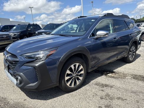 Used 2024 Subaru Outback Touring AWD/4WD image 7