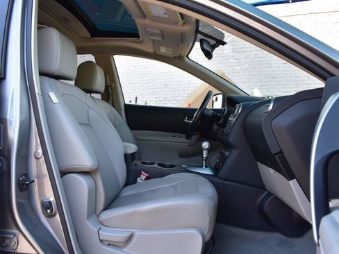 Used 2011 Nissan Rogue SV w/ SL Pkg AWD/4WD image 14