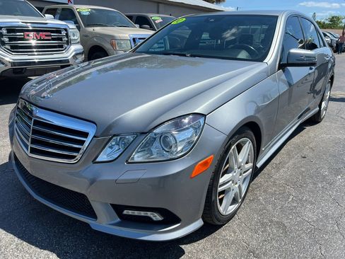 Used 2010 Mercedes-Benz E 350 Sedan image 2