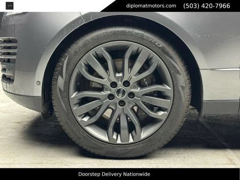 Used 2019 Land Rover Range Rover Supercharged AWD/4WD image 41