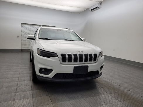 Used 2019 Jeep Cherokee Latitude w/ Popular Appearance Group image 14
