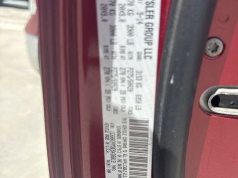 Used 2014 RAM 1500 Limited image 9