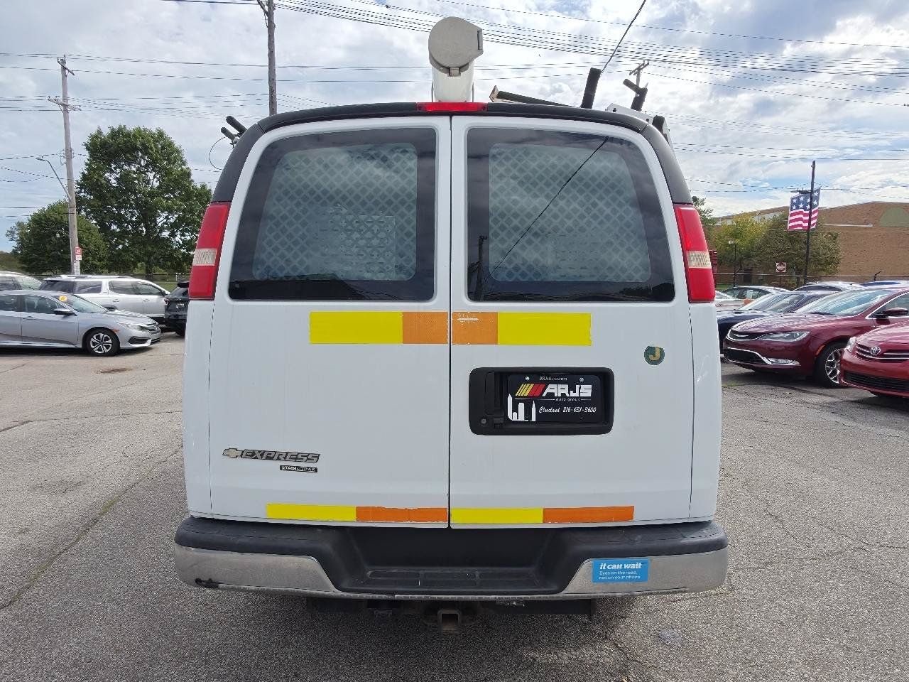 Used 2014 Chevrolet Express 2500 RWD image 6
