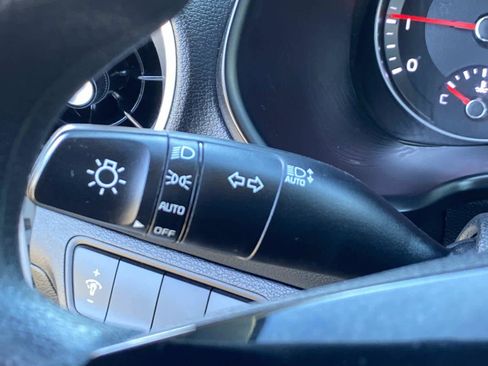 Used 2024 Kia Forte LXS image 17