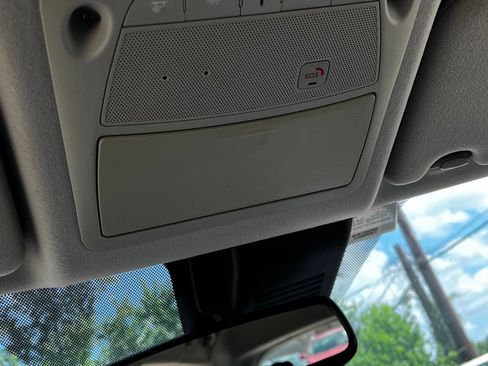Used 2019 Nissan Leaf SV Plus w/ SV Plus Technology Package FWD image 28