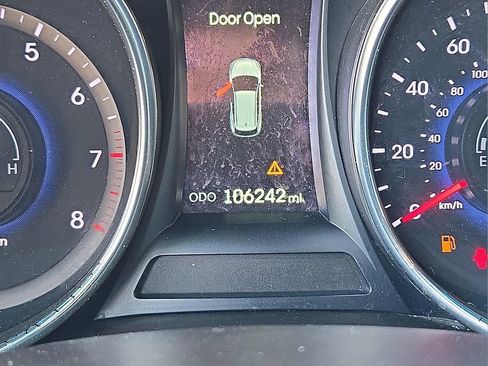 Used 2014 Hyundai Santa Fe Sport w/ Technology Package 04 image 22