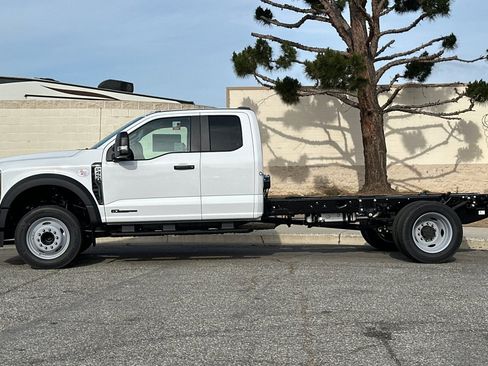New 2026 Ford F450 2WD SuperCab Super Duty image 7
