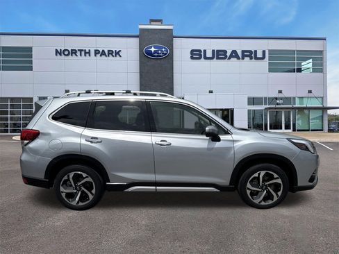 Used 2023 Subaru Forester Touring w/ Popular Package #3 AWD/4WD image 2
