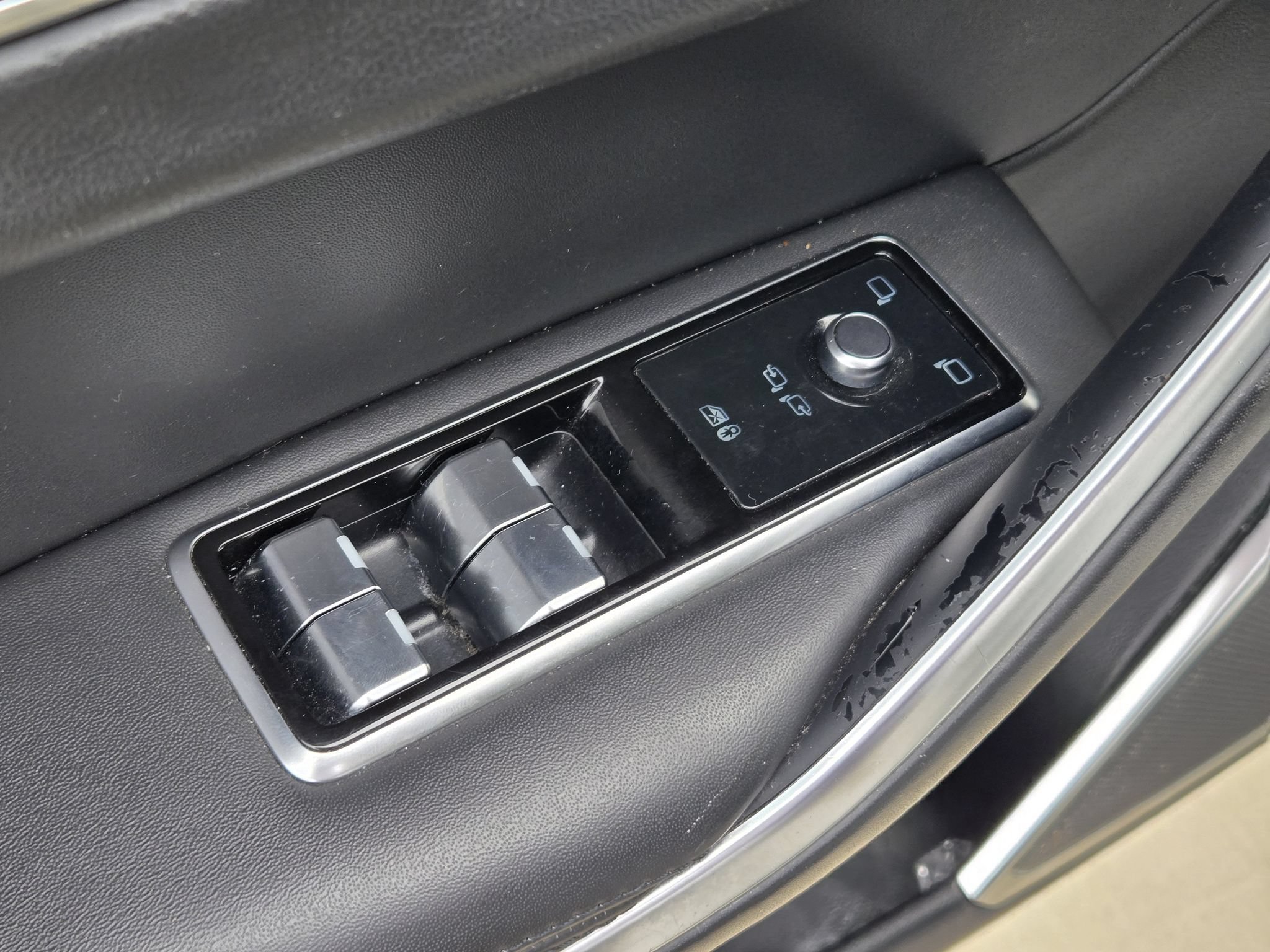 Used 2021 Jaguar F-PACE S AWD/4WD image 23