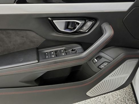 Used 2023 Lamborghini Urus S AWD/4WD image 19