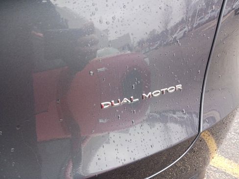 Used 2023 Tesla Model Y Long Range image 5