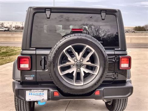 Used 2024 Jeep Wrangler Sport S w/ LED Headlamp & Fog Lamp Group image 6