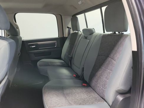 Used 2019 RAM 1500 Big Horn image 31